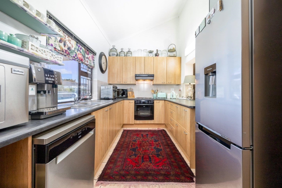 3 Bedroom Property for Sale in Uitzicht Western Cape